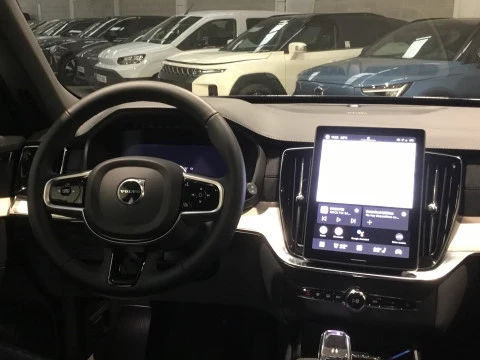 Volvo XC90 XC90 PLUS, T8 HIBRIDO ENCHUFABLE ELECTRICO GASOLINA 7 PLAZAS