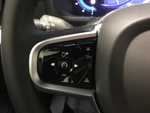 Volvo XC90 XC90 PLUS, T8 HIBRIDO ENCHUFABLE ELECTRICO GASOLINA 7 PLAZAS