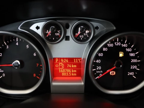 Ford FOCUS 1.6 TREND AUTO 5P