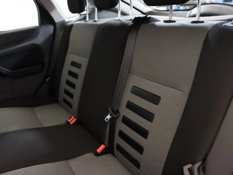 Ford FOCUS 1.6 TREND AUTO 5P