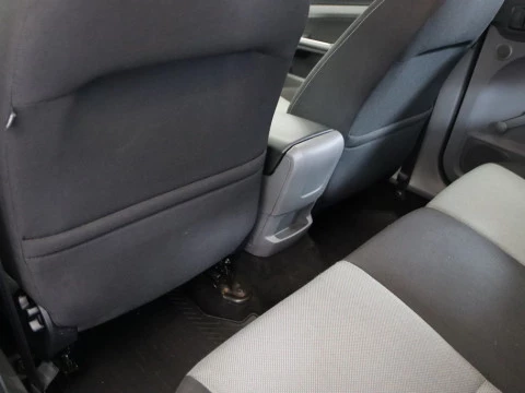 Ford FOCUS 1.6 TREND AUTO 5P