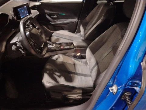 Peugeot 2008 Allure BlueHDI 130 S&S EAT8