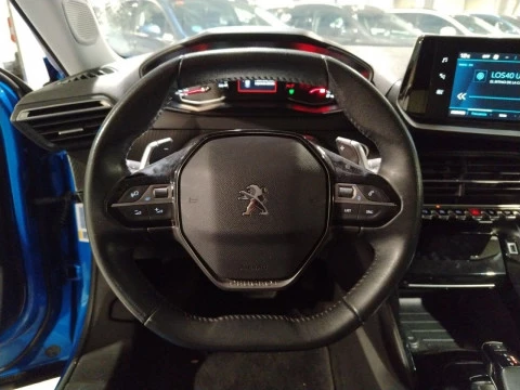 Peugeot 2008 Allure BlueHDI 130 S&S EAT8