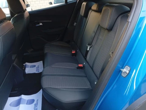 Peugeot 2008 Allure BlueHDI 130 S&S EAT8
