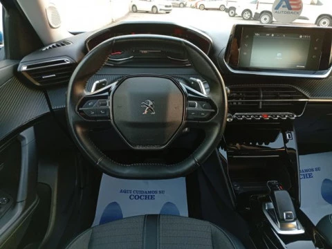 Peugeot 2008 Allure BlueHDI 130 S&S EAT8