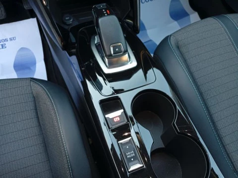 Peugeot 2008 Allure BlueHDI 130 S&S EAT8