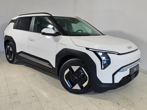 Kia EV3 Earth Long Range