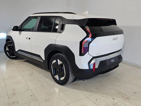 Kia EV3 Earth Long Range