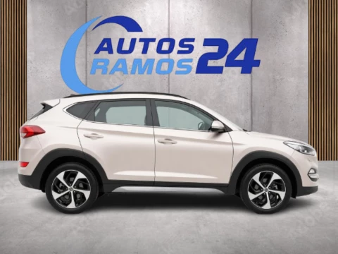 Hyundai Tucson 2.0 CRDi 100kW (136CV) Tecno 4x4