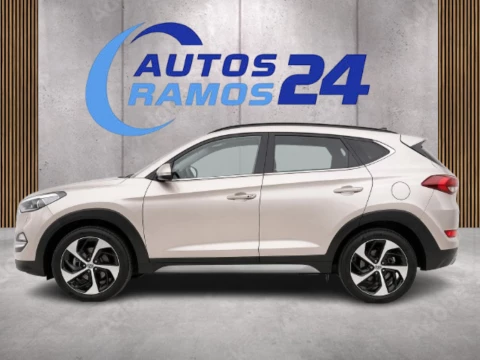 Hyundai Tucson 2.0 CRDi 100kW (136CV) Tecno 4x4