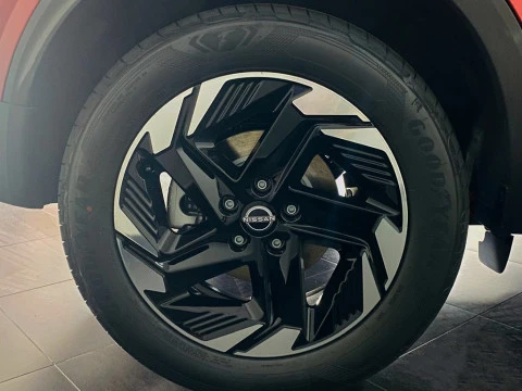 Nissan Qashqai DIG-T 103kW N-Connecta