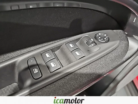 Fiat 600 600e RED 54kwh 115kw (156cv)