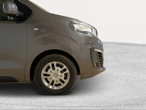 Peugeot Traveller Business 1.6 BlueHDi 85KW (115) Compact
