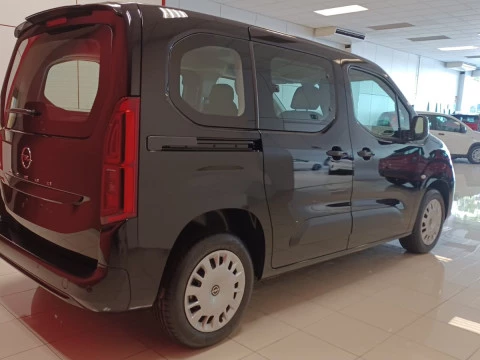 Opel Combo 100 Cv 1.5 Td S/S MT6 €6.4