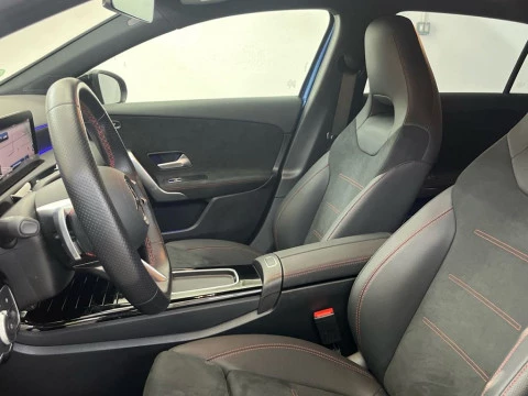 Mercedes-Benz Clase A 200 d Compacto