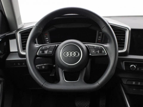 Audi A1 1.5 35 TFSI S TR ADRENAL BLACK ALLSTREET 150 5P