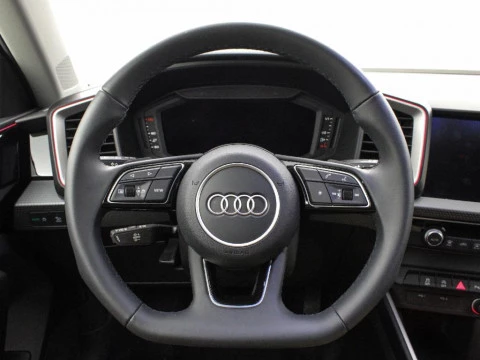 Audi A1 1.5 35 TFSI S TR ADRENAL BLACK ALLSTREET 150 5P