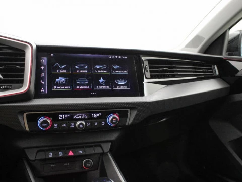 Audi A1 1.5 35 TFSI S TR ADRENAL BLACK ALLSTREET 150 5P