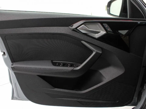 Audi A1 1.5 35 TFSI S TR ADRENAL BLACK ALLSTREET 150 5P