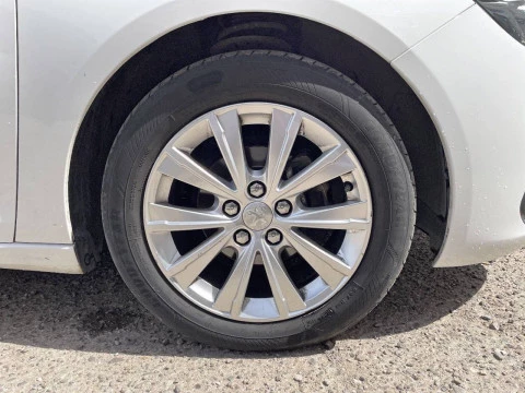 Peugeot 308 5p Style PureTech 110 S&S 6 Vel. MAN