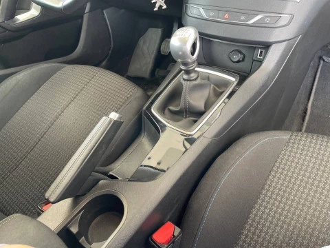 Peugeot 308 5p Style PureTech 110 S&S 6 Vel. MAN