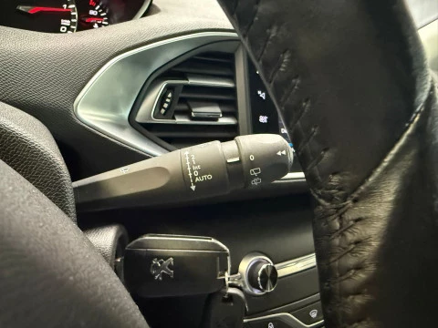 Peugeot 308 5p Active BlueHDi 130 S&S