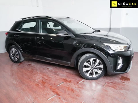 Kia Stonic 1.0 T-GDi MHEV Drive DCT 88 kW (120 CV)