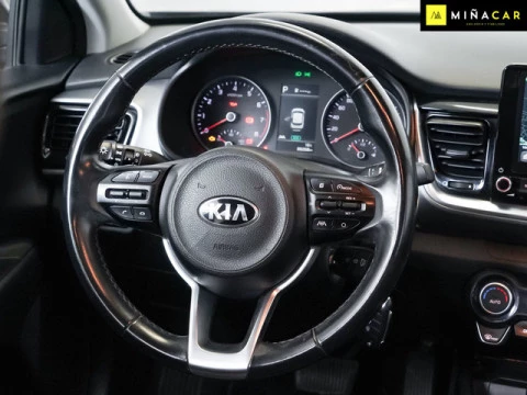 Kia Stonic 1.0 T-GDi MHEV Drive DCT 88 kW (120 CV)