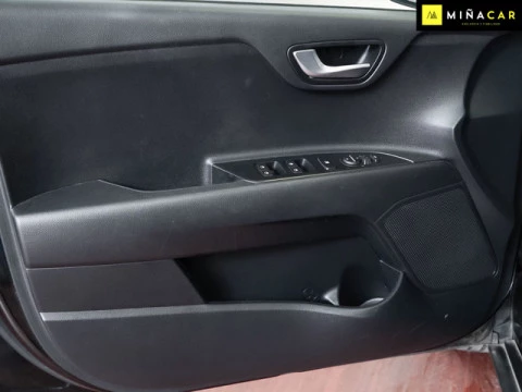 Kia Stonic 1.0 T-GDi MHEV Drive DCT 88 kW (120 CV)