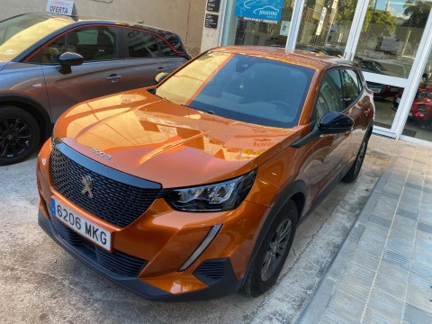 Peugeot 2008 Active Puretech 100 S&S 6 Vel. MAN Peugeot 2008 Active Puretech 100 S&S 6 Vel. MAN