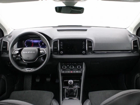 Skoda Karoq KAROQ SELECTION 1,5 TSI 110 KW (150 CV) MANUAL 6 VEL.