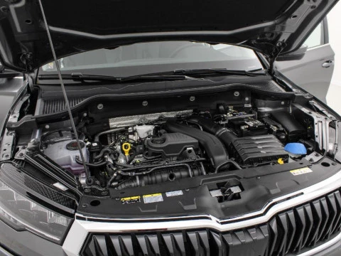 Skoda Karoq KAROQ SELECTION 1,5 TSI 110 KW (150 CV) MANUAL 6 VEL.