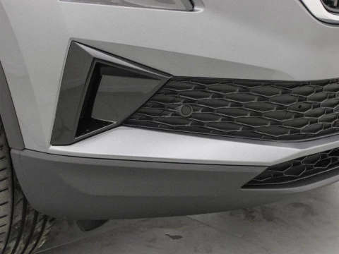 Skoda Karoq KAROQ SELECTION 1,5 TSI 110 KW (150 CV) MANUAL 6 VEL.