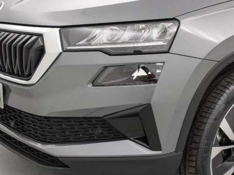 Skoda Karoq KAROQ SELECTION 1,5 TSI 110 KW (150 CV) MANUAL 6 VEL.