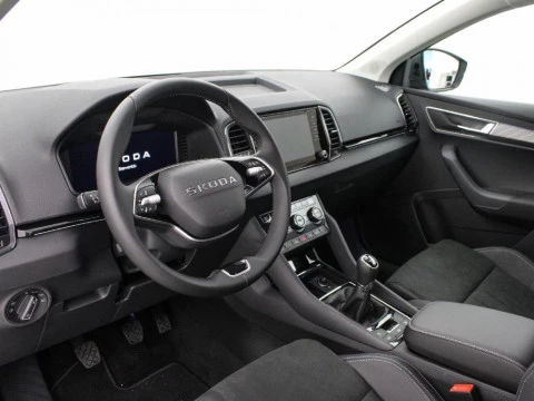 Skoda Karoq KAROQ SELECTION 1,5 TSI 110 KW (150 CV) MANUAL 6 VEL.