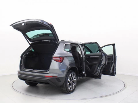 Skoda Karoq KAROQ SELECTION 1,5 TSI 110 KW (150 CV) MANUAL 6 VEL.