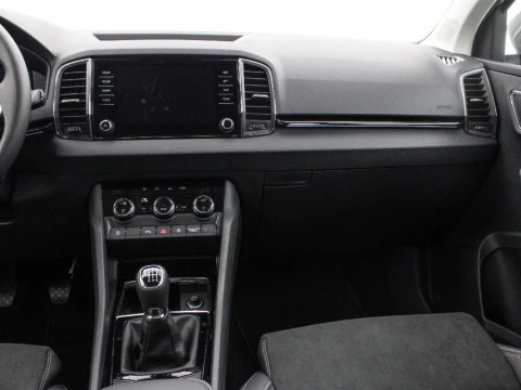 Skoda Karoq KAROQ SELECTION 1,5 TSI 110 KW (150 CV) MANUAL 6 VEL.