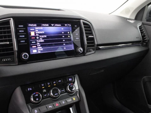 Skoda Karoq KAROQ SELECTION 1,5 TSI 110 KW (150 CV) MANUAL 6 VEL.