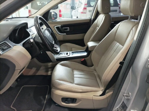Land Rover Discovery Sport 2.0L TD4 150CV 4x4 HSE