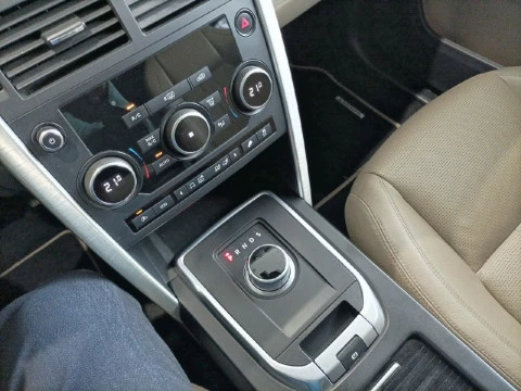 Land Rover Discovery Sport 2.0L TD4 150CV 4x4 HSE