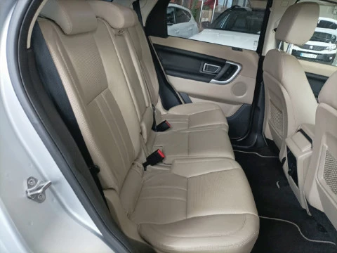 Land Rover Discovery Sport 2.0L TD4 150CV 4x4 HSE