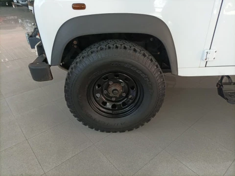 Land Rover Defender 110 SW E