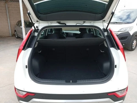 Kia Niro 1.6 GDi HEV 104kW (141CV) Concept