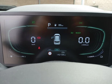 Kia Niro 1.6 GDi HEV 104kW (141CV) Concept