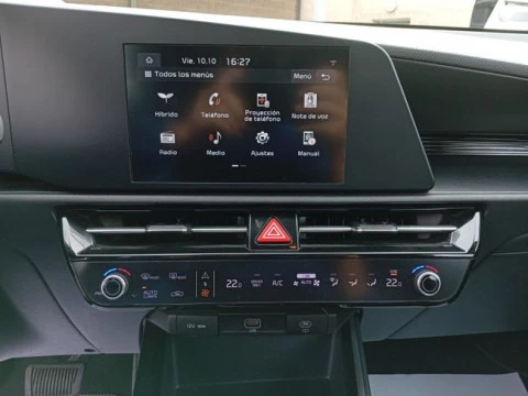 Kia Niro 1.6 GDi HEV 104kW (141CV) Concept