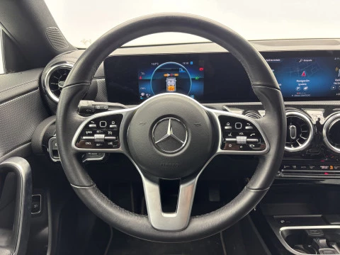 Mercedes-Benz CLA CLA 180 Shooting Brake