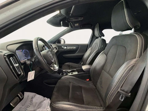 Volvo XC40 1.5 T4 Twin Recharge R-Design Auto