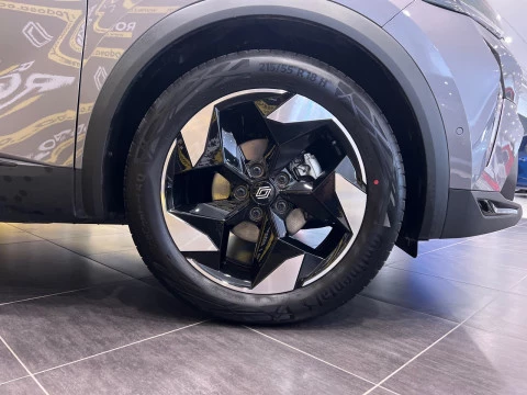 Renault Captur techno Eco-G 100cv (74 kW)