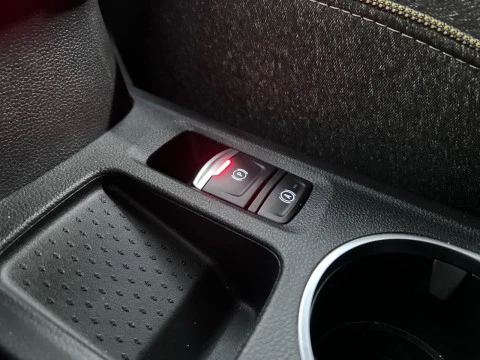 Renault Captur techno Eco-G 100cv (74 kW)