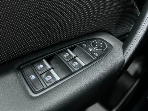 Renault Captur techno Eco-G 100cv (74 kW)